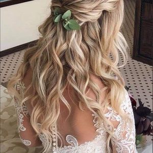 Meet your Posher, Cierra